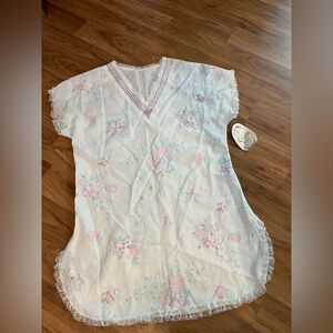 Vintage Elissa White and Gold Lingerie NWT